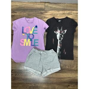 Girl’s Size 8 Summer Every Day Clothes 2 Tops 1 Shorts